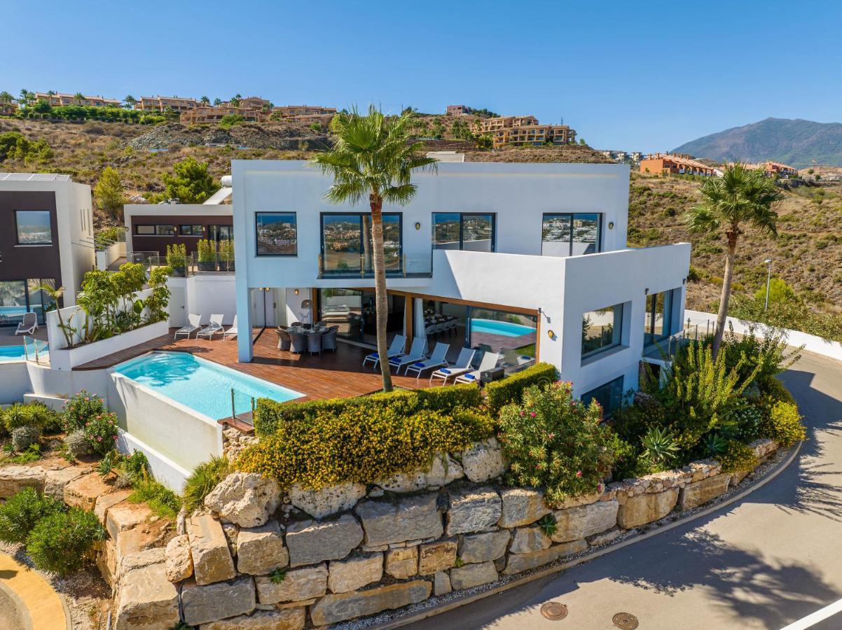 Vacation Marbella I Villa Paraiso The View, Infinity Heated Pool, Sea View, 24-7 Security, Golf Courses Естепона Екстер'єр фото
