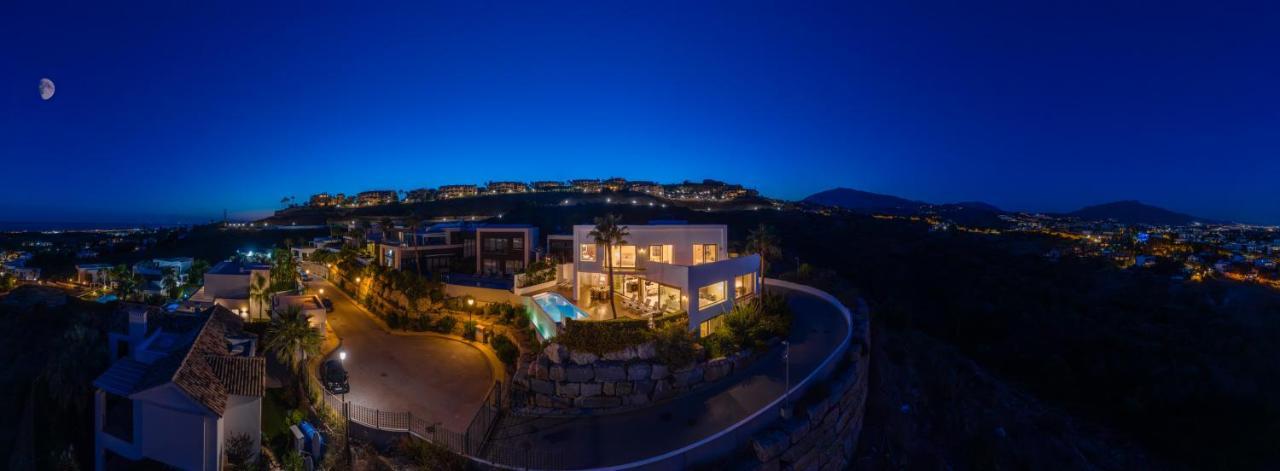 Vacation Marbella I Villa Paraiso The View, Infinity Heated Pool, Sea View, 24-7 Security, Golf Courses Естепона Екстер'єр фото